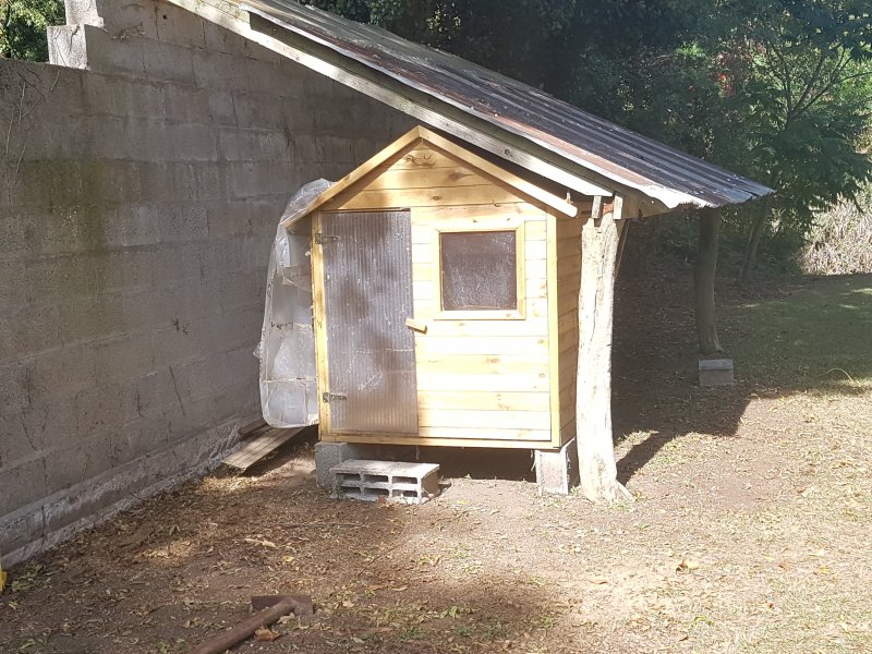 pose cloture/grillage pour faire un poulailler 44400 Rezé