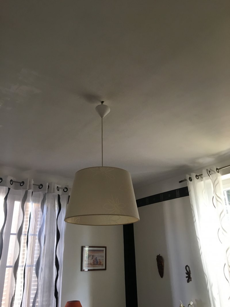 enlever lustre pour remplacer ventilateur plafond 