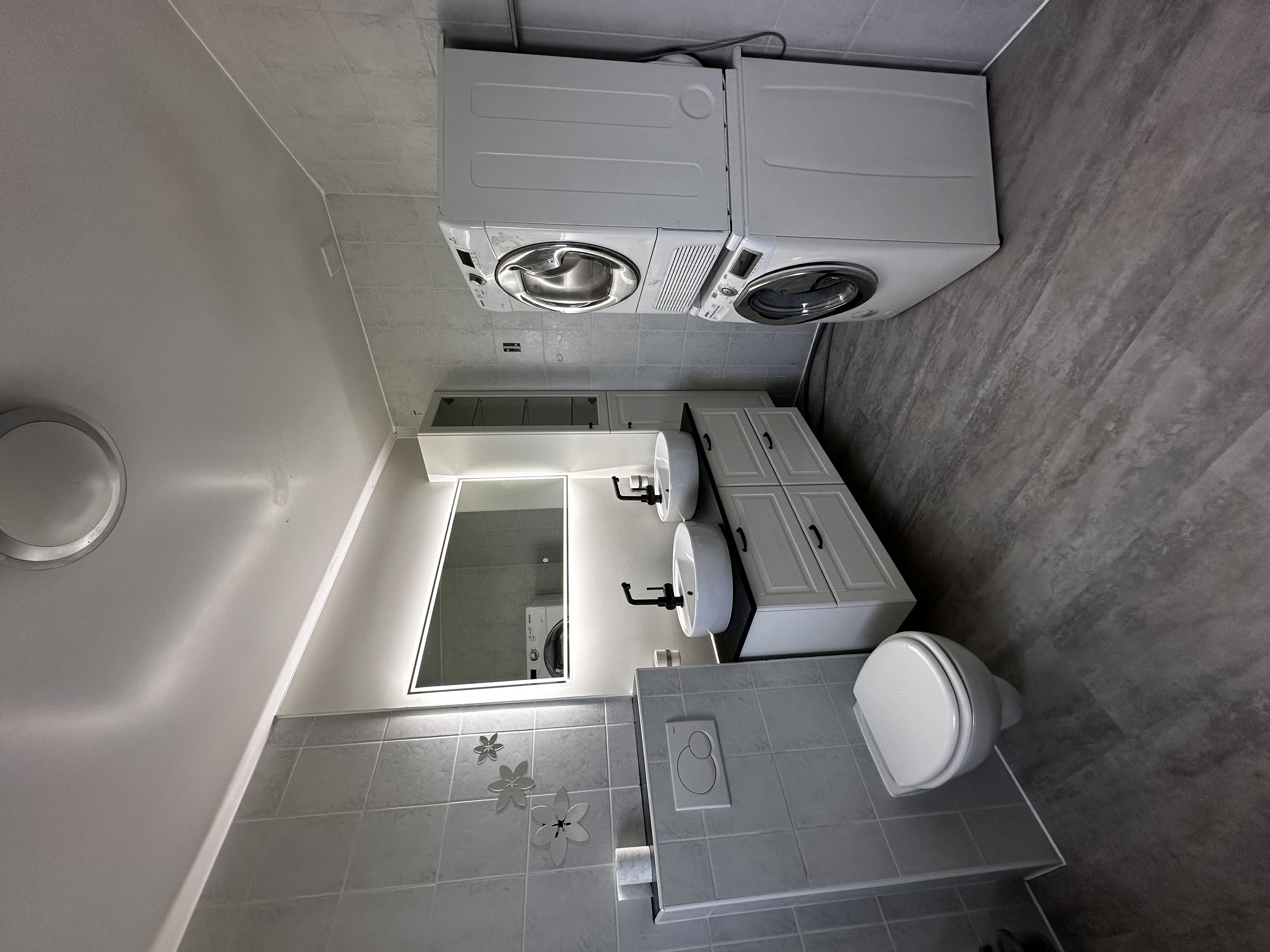 Rénovation salle de bain (meuble vasque et miroir)