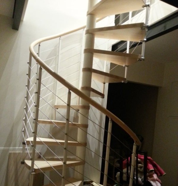 Pose d&#039;un escalier en colimaçon